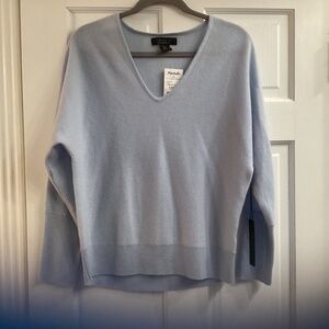 Tahari 100% 2 ply cashmere sweater with v-neck long sleeve size large